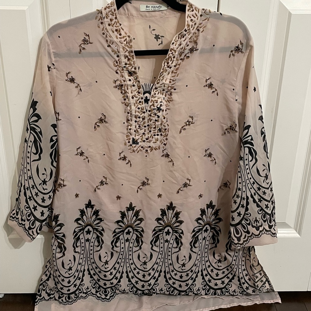 pink flowy top